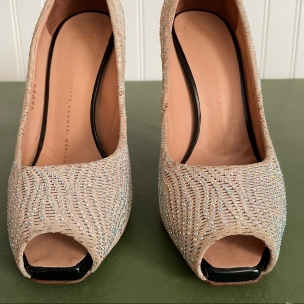 Giuseppe Zanotti Peep Toe Crystal-Dotted High Heels *Italy* - Picture 10 of 14